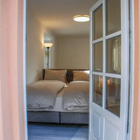 Casa Ghidotti - *